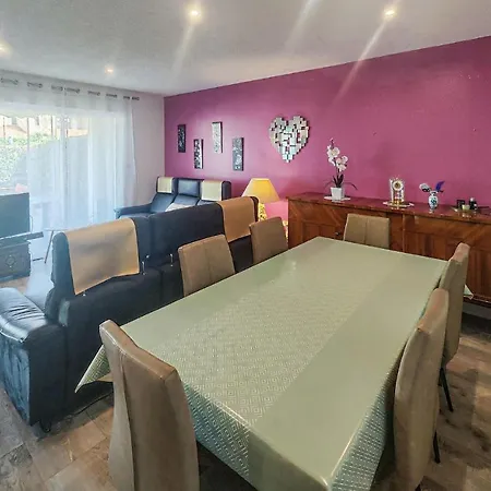 Dom wakacyjny 2 Bedroom Cozy In Portiragnes