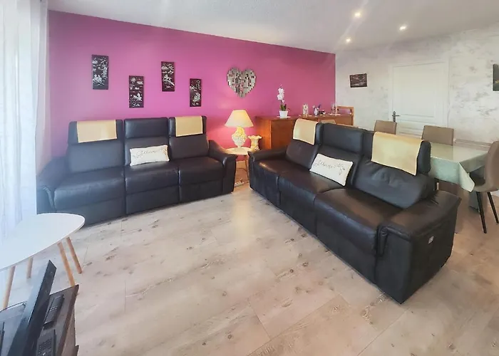 Σπίτι διακοπών 2 Bedroom Cozy In