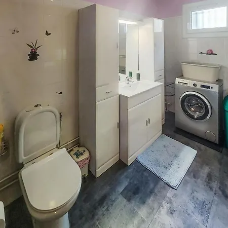 Amazing In With Kitchen Дом отдыха