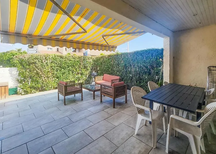 Сasa de vacaciones 2 Bedroom Cozy In